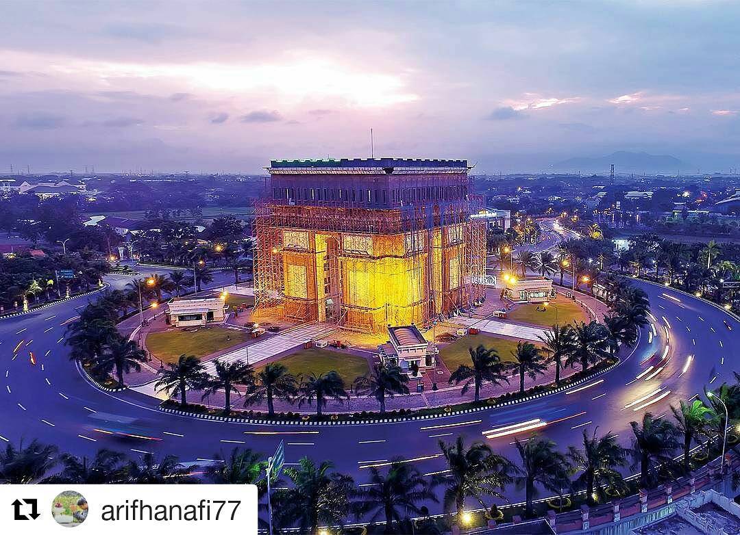 Monumen Simpang Lima Gumul Kediri Jawa Timur — Steemit